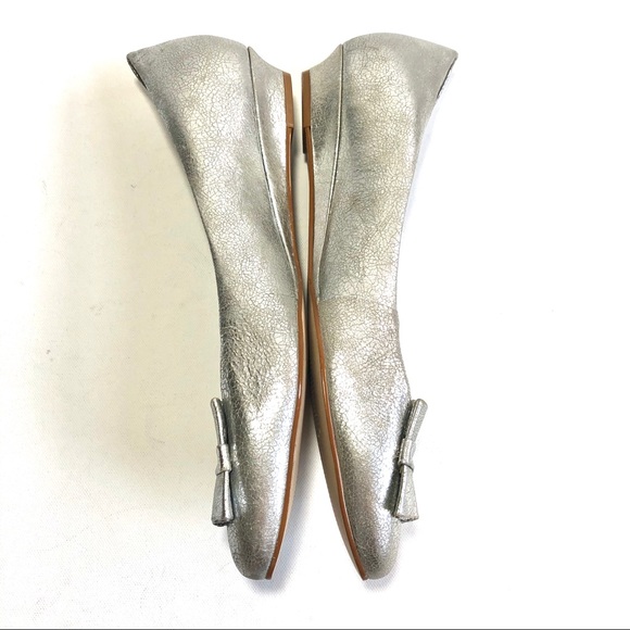 Nicole Miller silver wedge/flat dress shoes - Picture 2 of 7